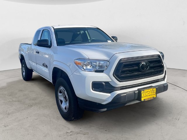 Used 2023 Ice Toyota SR image 3