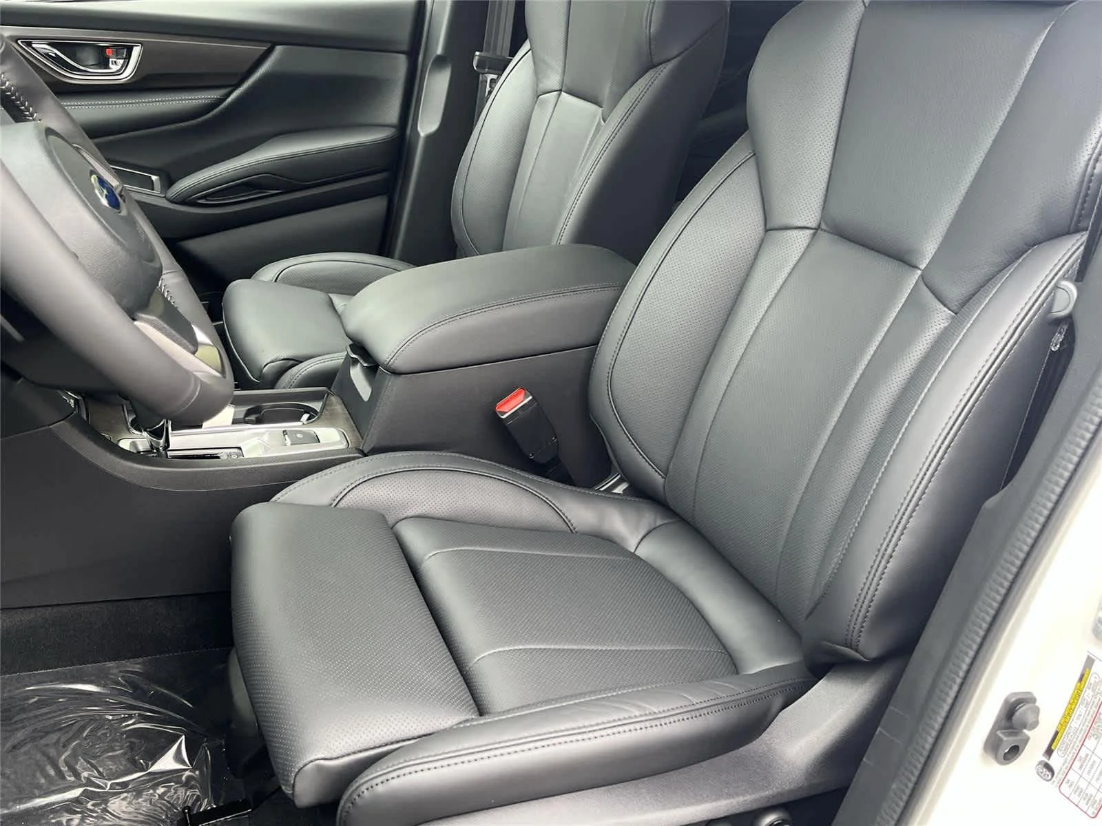 New 2026 CRYSTAL WHITE PEARL Subaru Touring 7-Passenger image 12