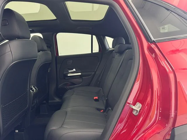 New 2026 MANUFAKTUR Patagonia Red Metallic Mercedes-Benz GLA 250 image 20