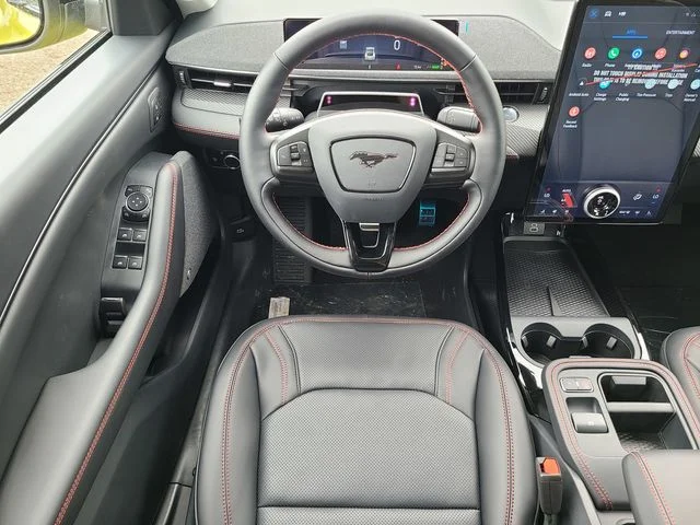 2025 Ford Mustang Mach-E Premium - Photo 25