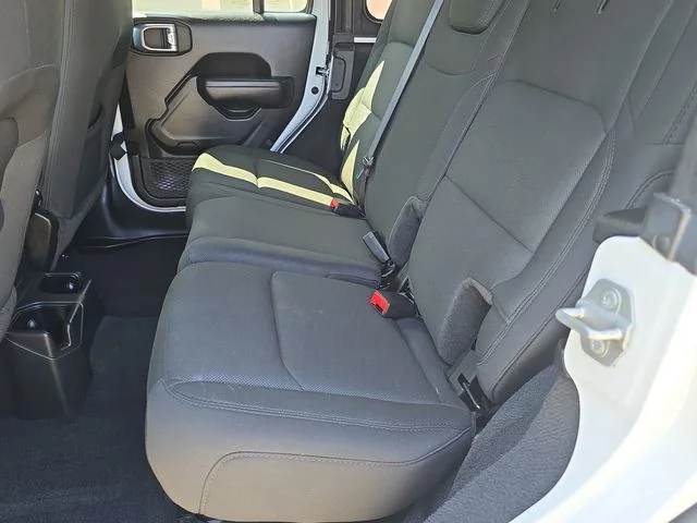 Used 2022 White Jeep Unlimited Willys image 24