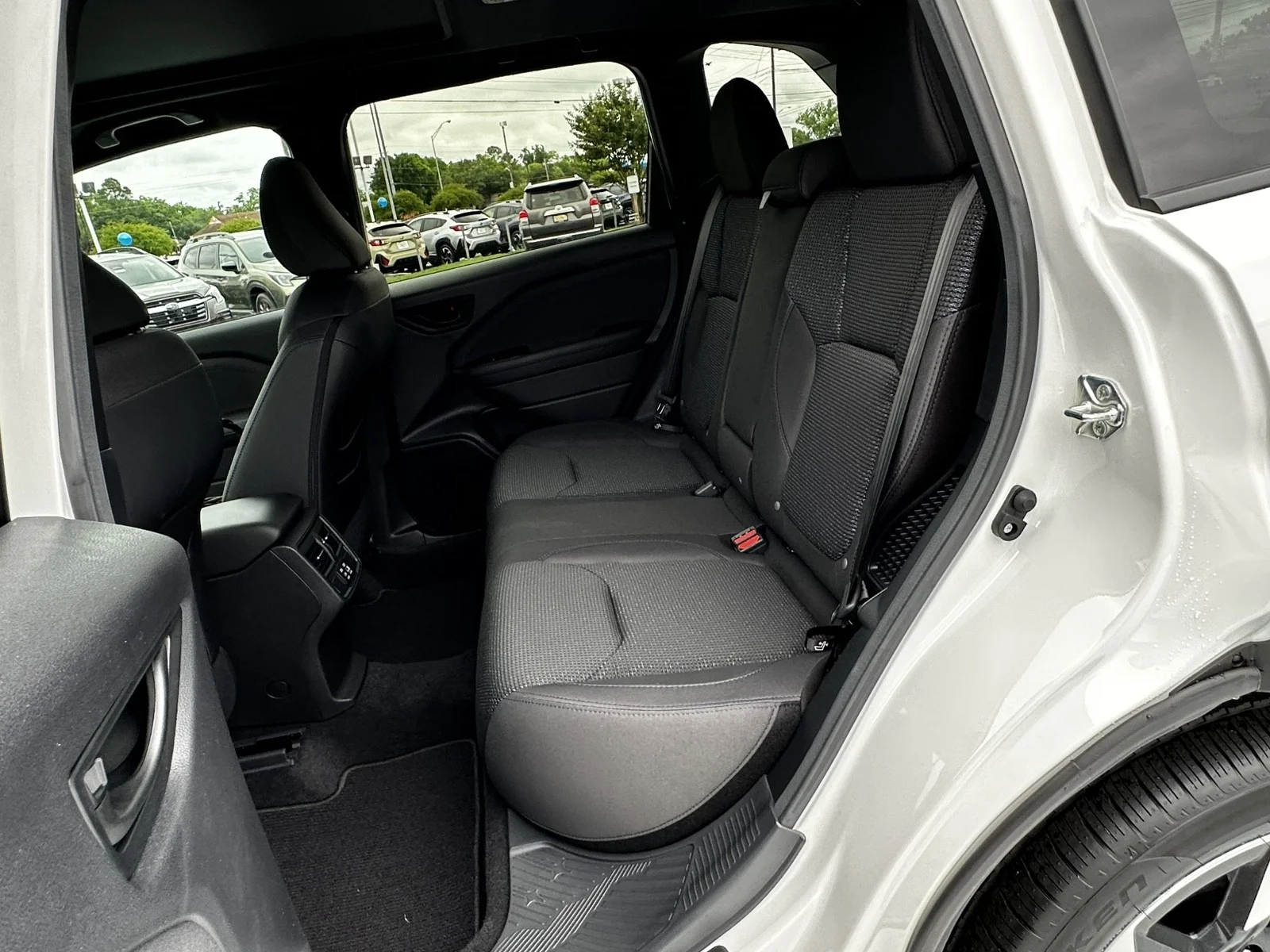 New 2026 CRYSTAL WHITE PEARL Subaru Premium Hybrid image 10