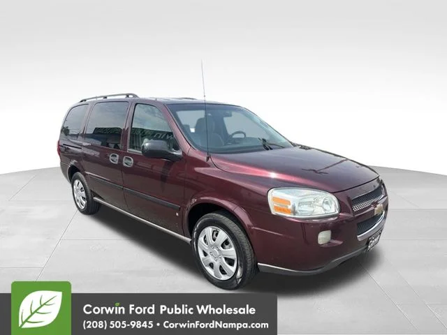 Used 2006 Red Chevrolet LS image 3