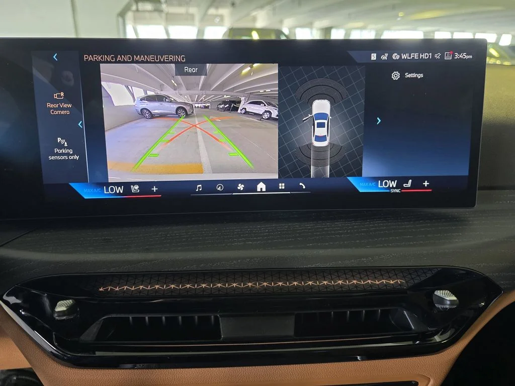 New 2026 Alpine White BMW 330i image 24