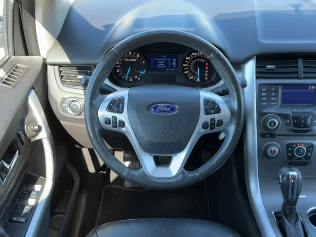 Used 2013 Ingot Silver Ford SEL image 10