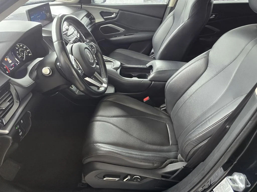 Used 2021 Majestic Black Pearl Acura Base image 10