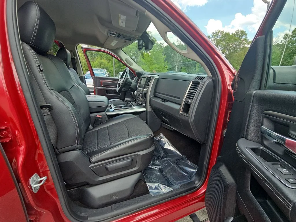Used 2015 Red Ram Sport image 10
