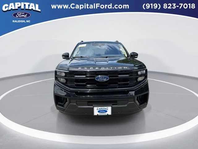 Used 2025 Black Ford Active image 3