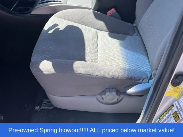 Used 2013 Silver Toyota SR5 image 15