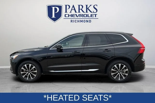 Used 2023  Volvo Plus Bright Theme image 4