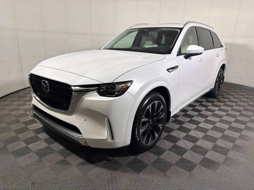 New 2026 White Mazda 3.3 Turbo S Premium Plus image 4