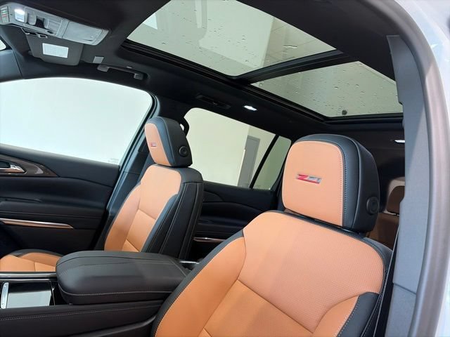 2027 Chevrolet Traverse Z71 - Photo 14