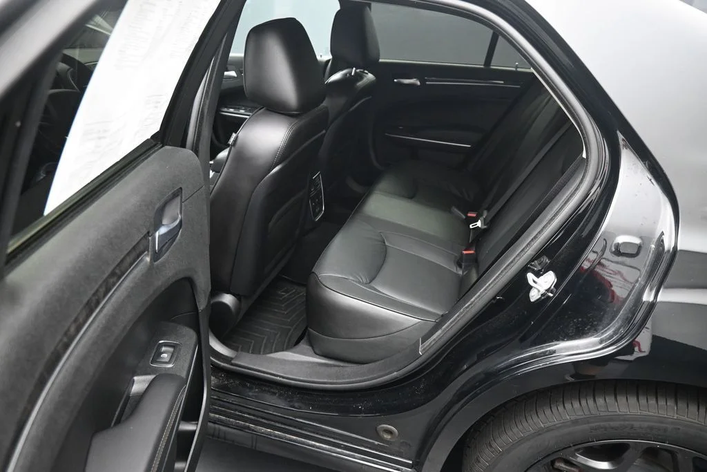 Used 2022 Black Chrysler Touring image 21