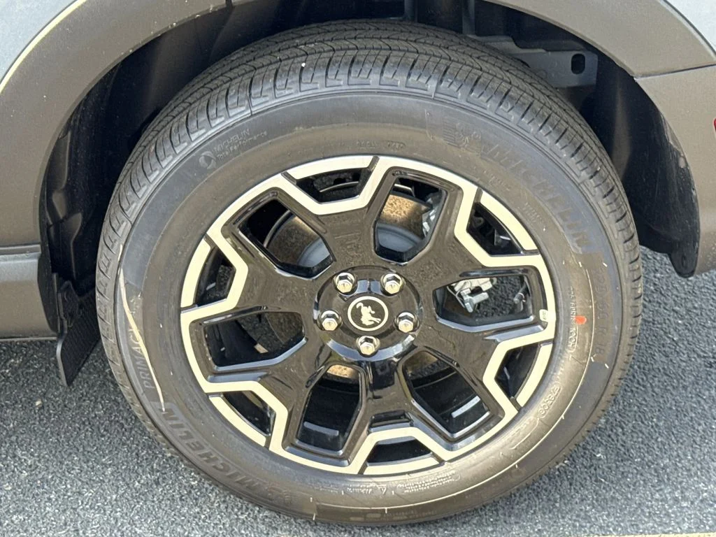 New 2026 Gray Ford Outer Banks image 19