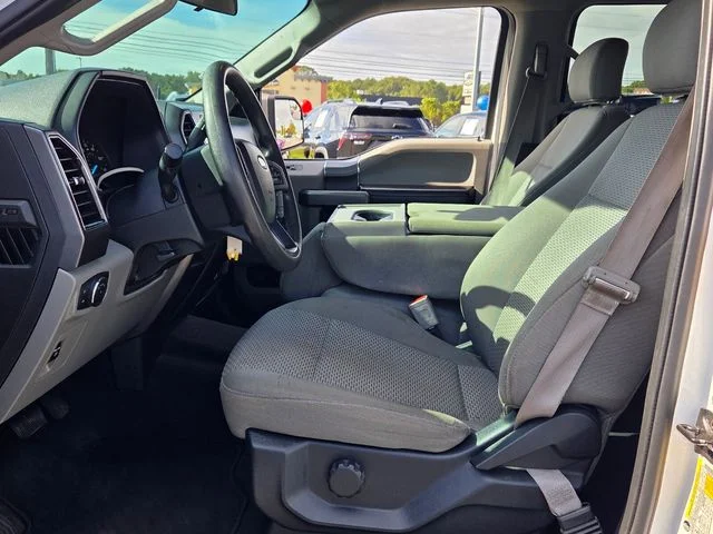 Used 2020  Ford XLT image 12