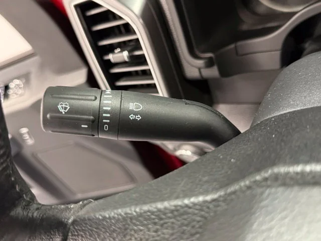 Used 2018 Red Ford XLT image 16