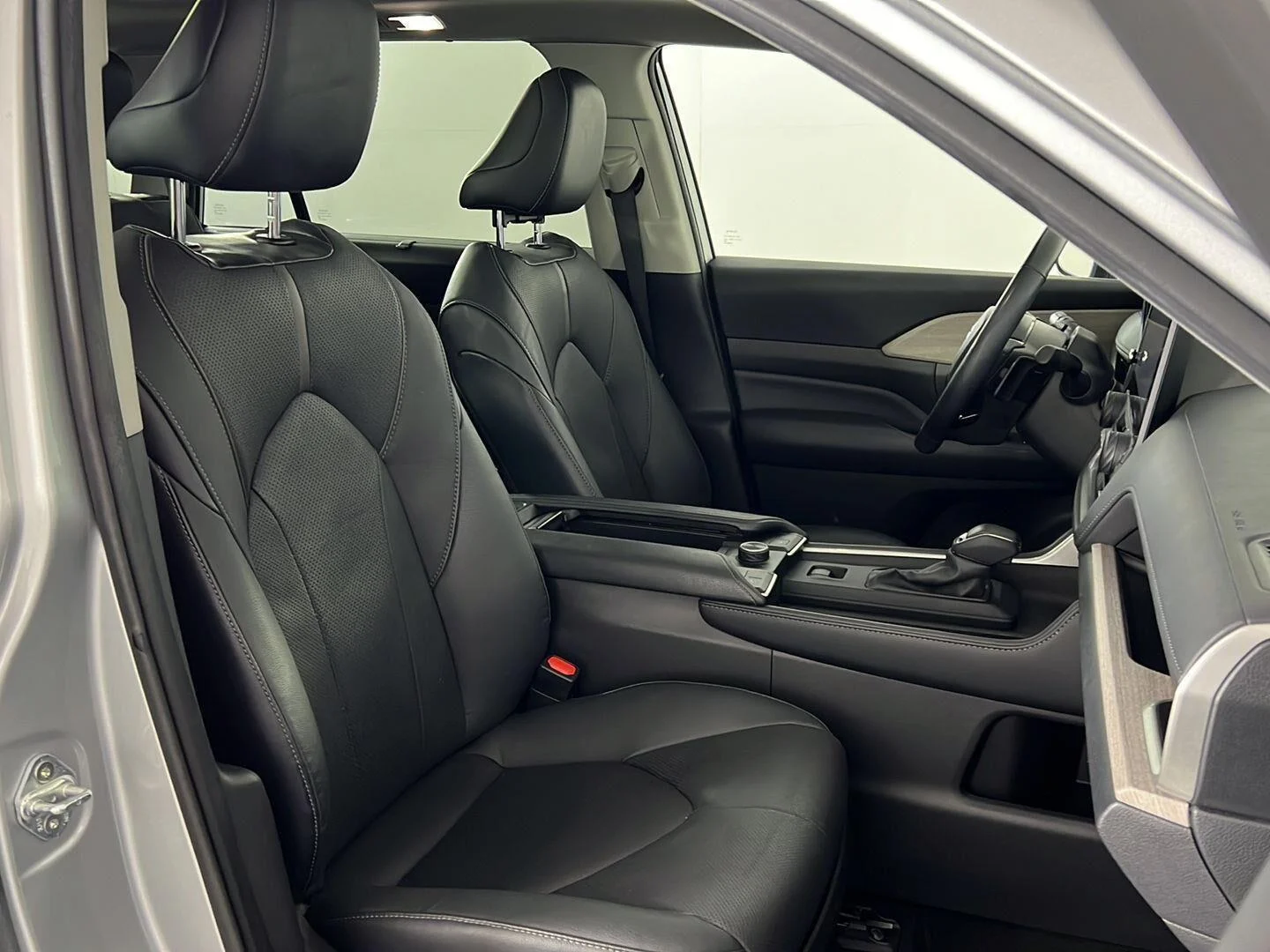 Used 2024 Celestial Silver Metallic Toyota Platinum image 21