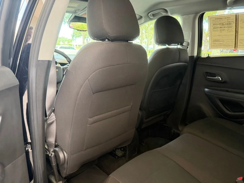 Used 2020 Black Chevrolet LS image 31