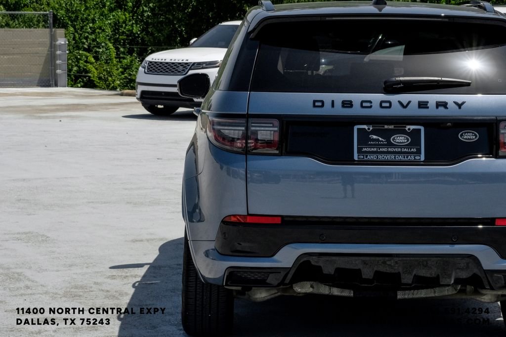 Certified Used 2023 Byron Blue Metallic Land Rover SE R-Dynamic image 50