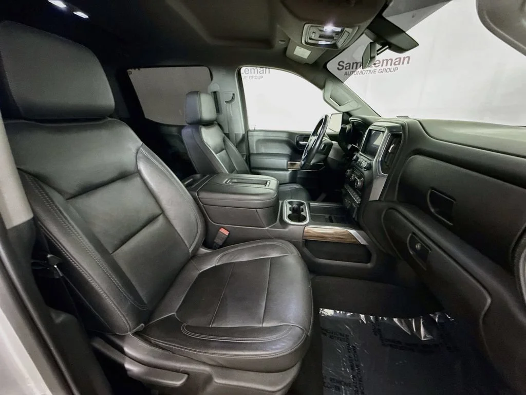 Used 2019 SILVER ICE METALLIC Chevrolet LT Trail Boss image 28