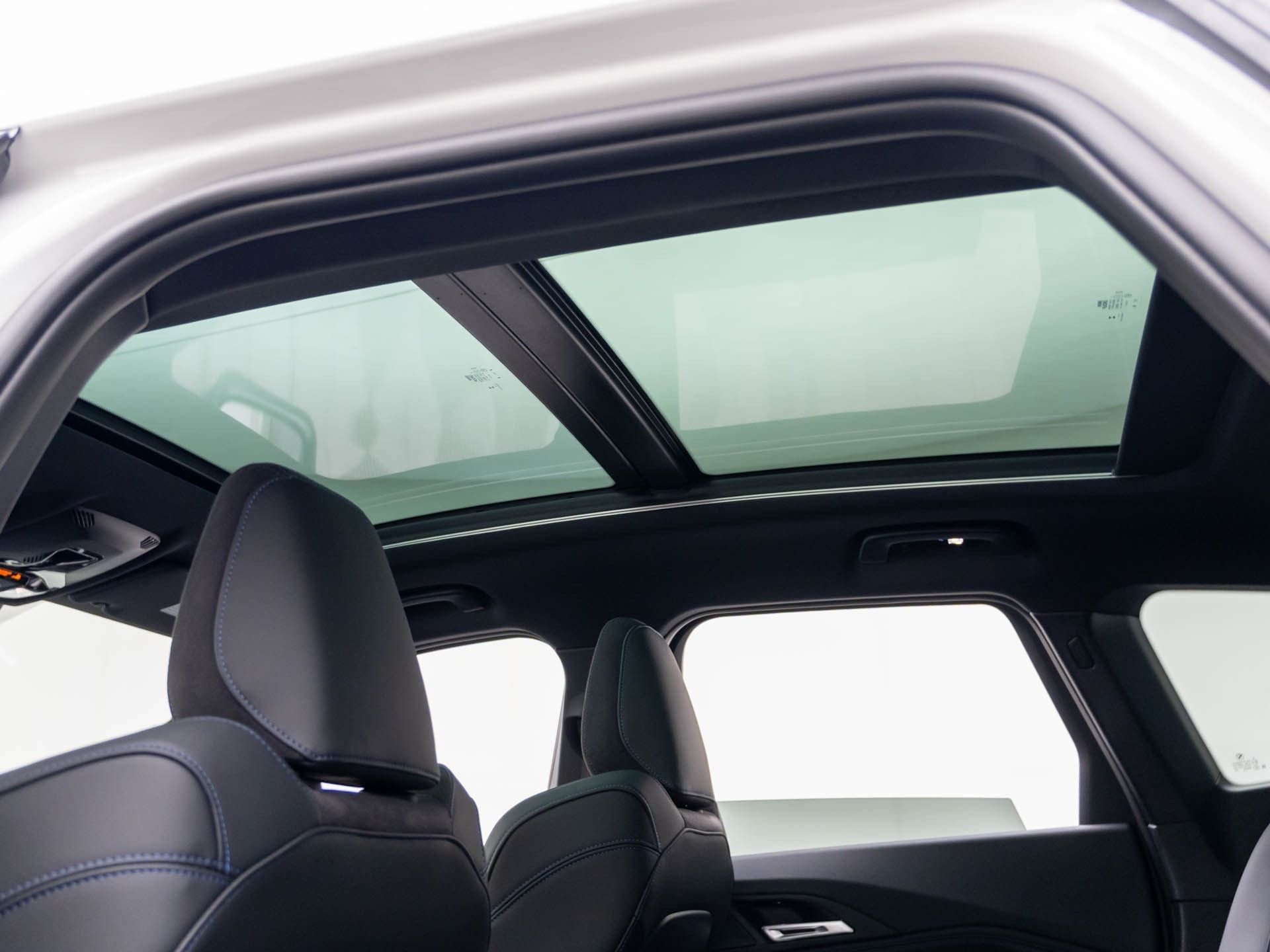 New 2026 Alpine White BMW xDrive28i image 19