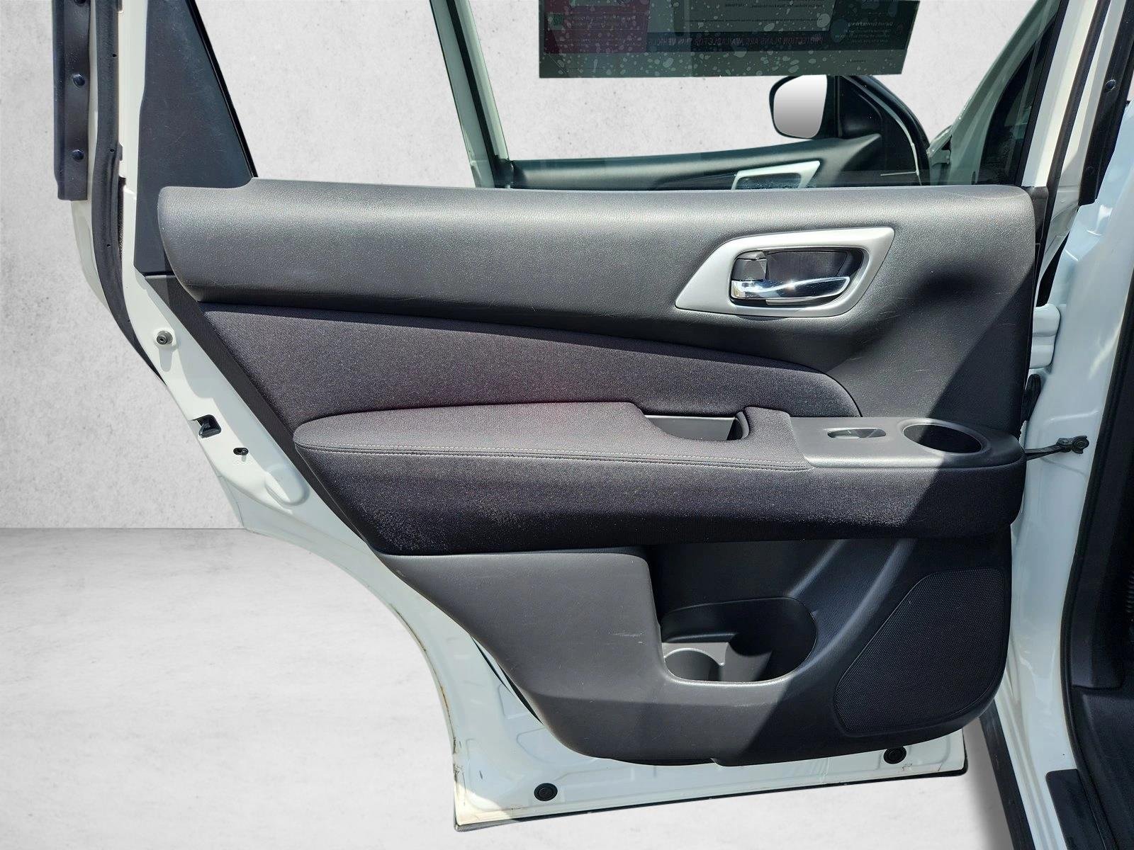 Used 2017 Pearl White Nissan SV image 19