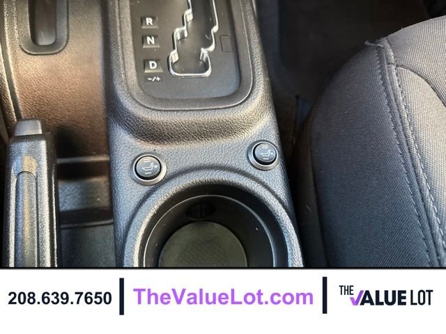 Used 2014 Gray Jeep Unlimited Sport image 14