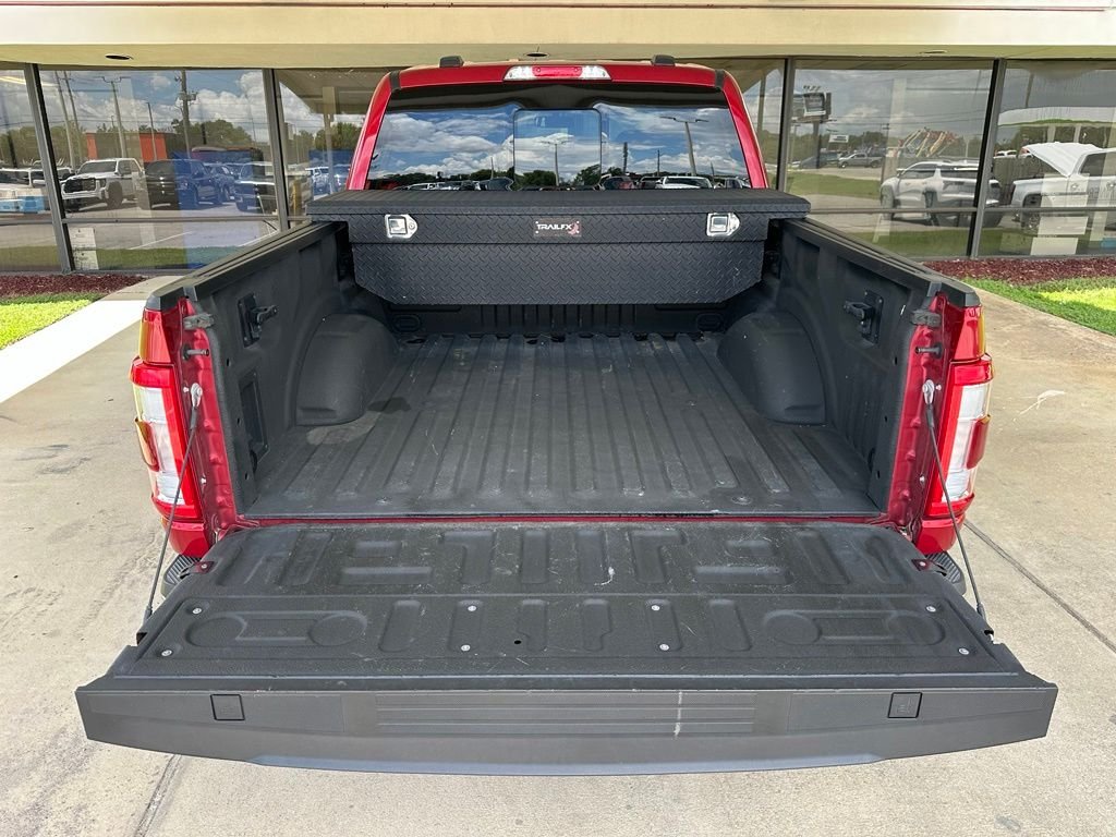 Used 2022 Red Ford Lariat image 31