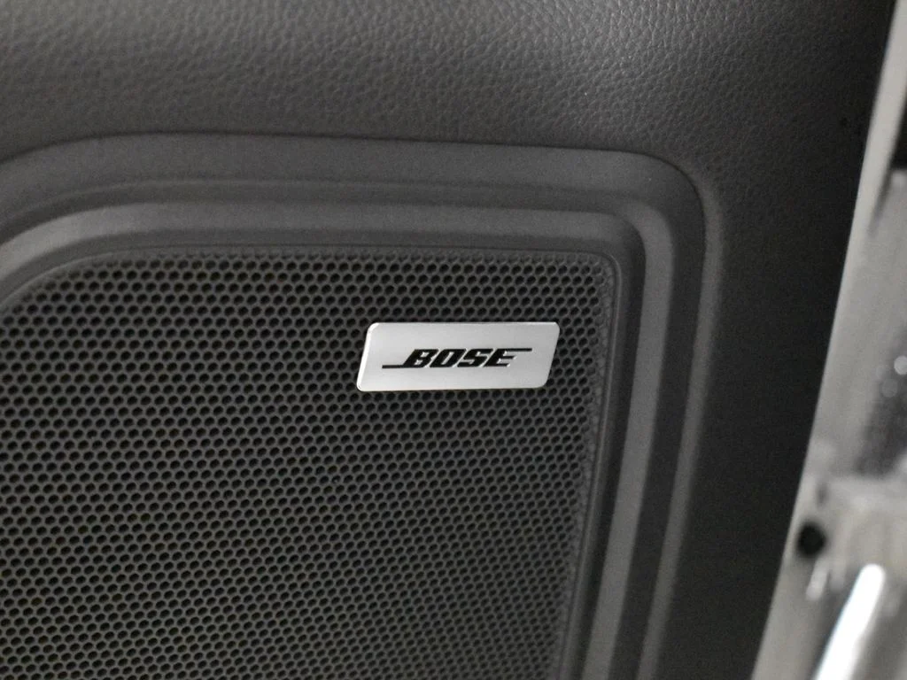 2026 Porsche Macan - Photo 35