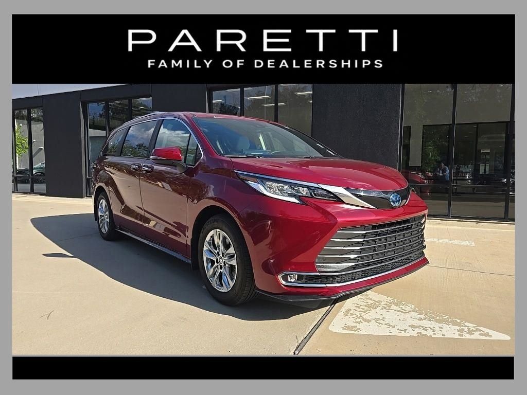 2025 Toyota Sienna Limited