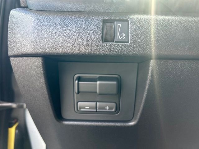 Used 2026 Silver GMC Elevation image 14