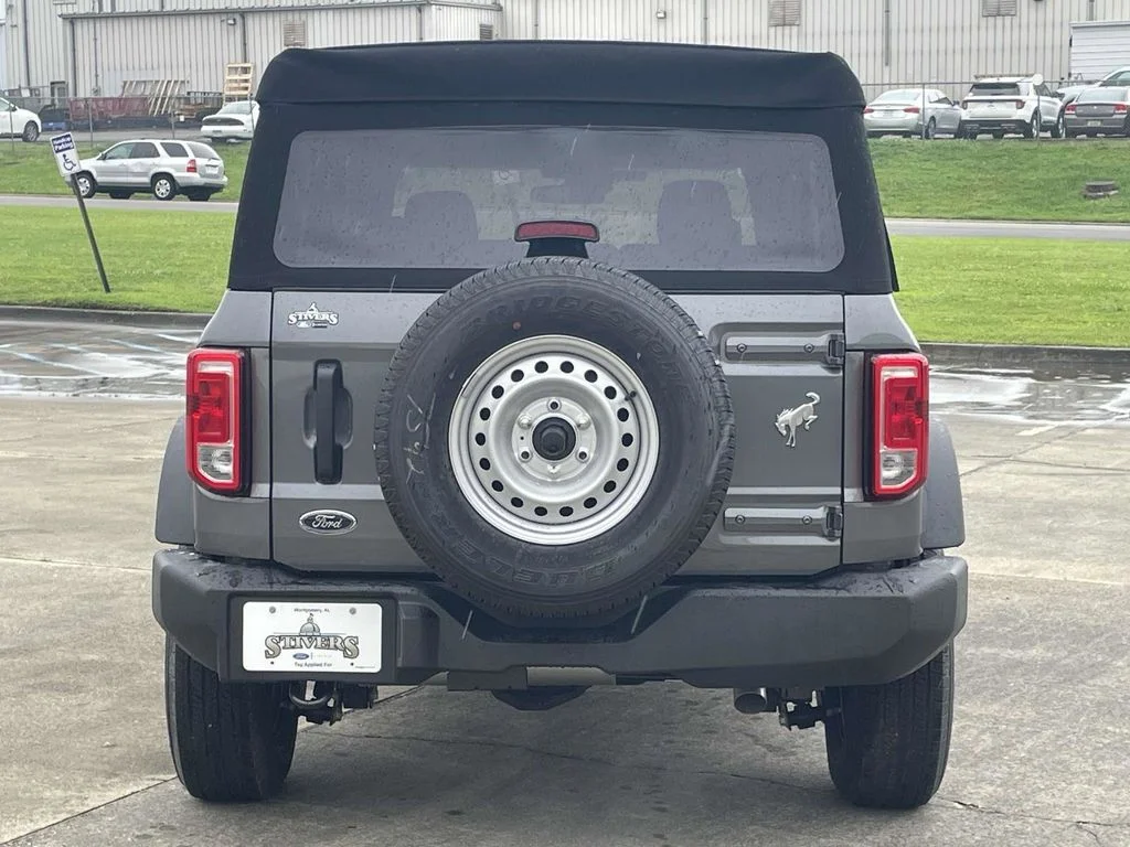 New 2025 Gray Ford Base image 4