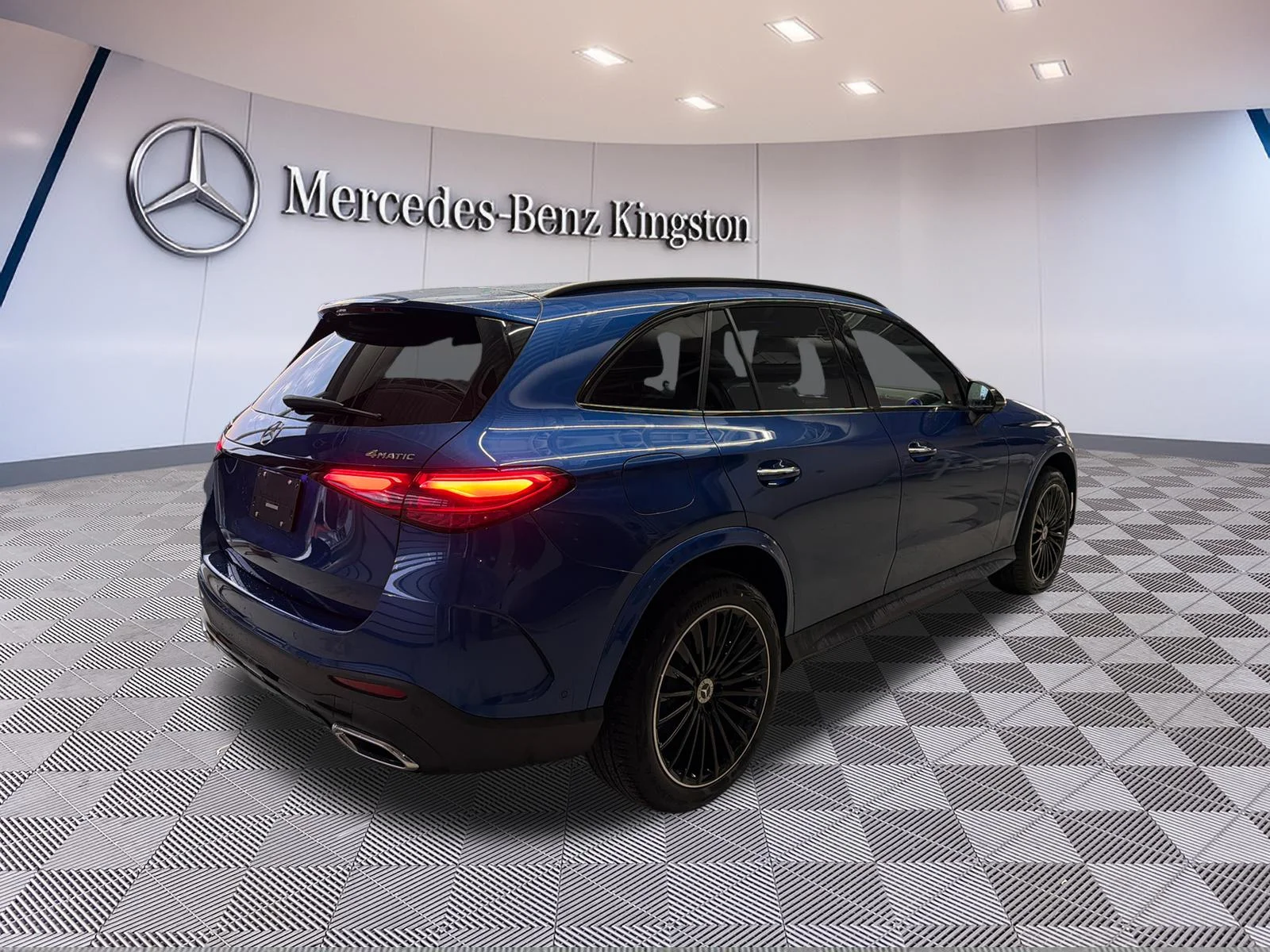 New 2026 White Mercedes-Benz 300 4matic Suv image 5