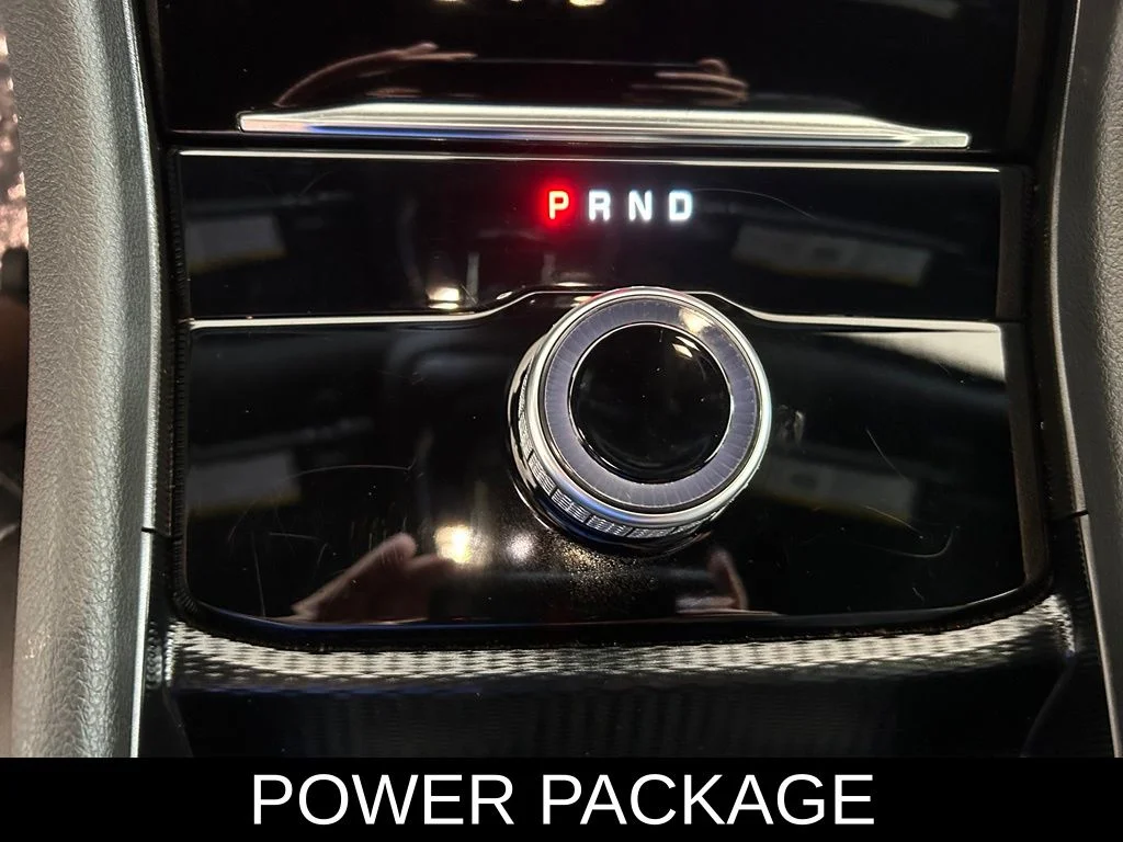Used 2024 White Jeep Limited image 10