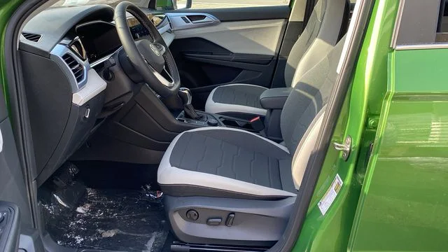 2026 Volkswagen Taos SE - Photo 12