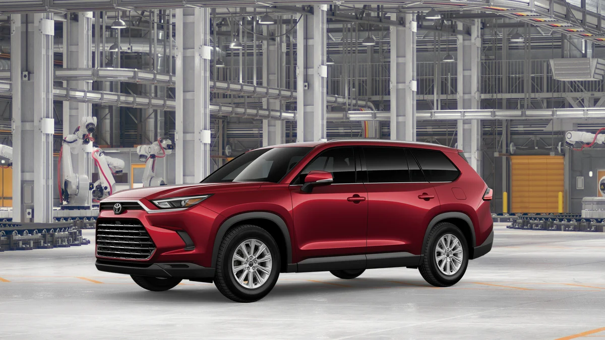 New 2026 Ruby Flare Pearl Toyota XLE image 14