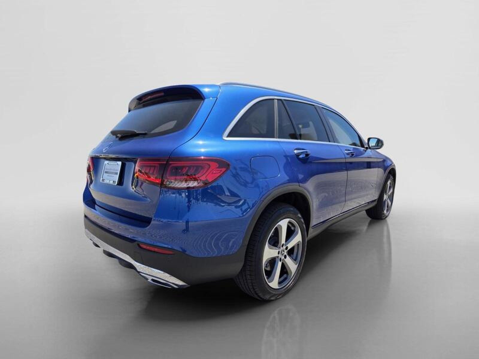 Certified Used 2022 Starling Blue Metallic Mercedes-Benz GLC 300 image 5
