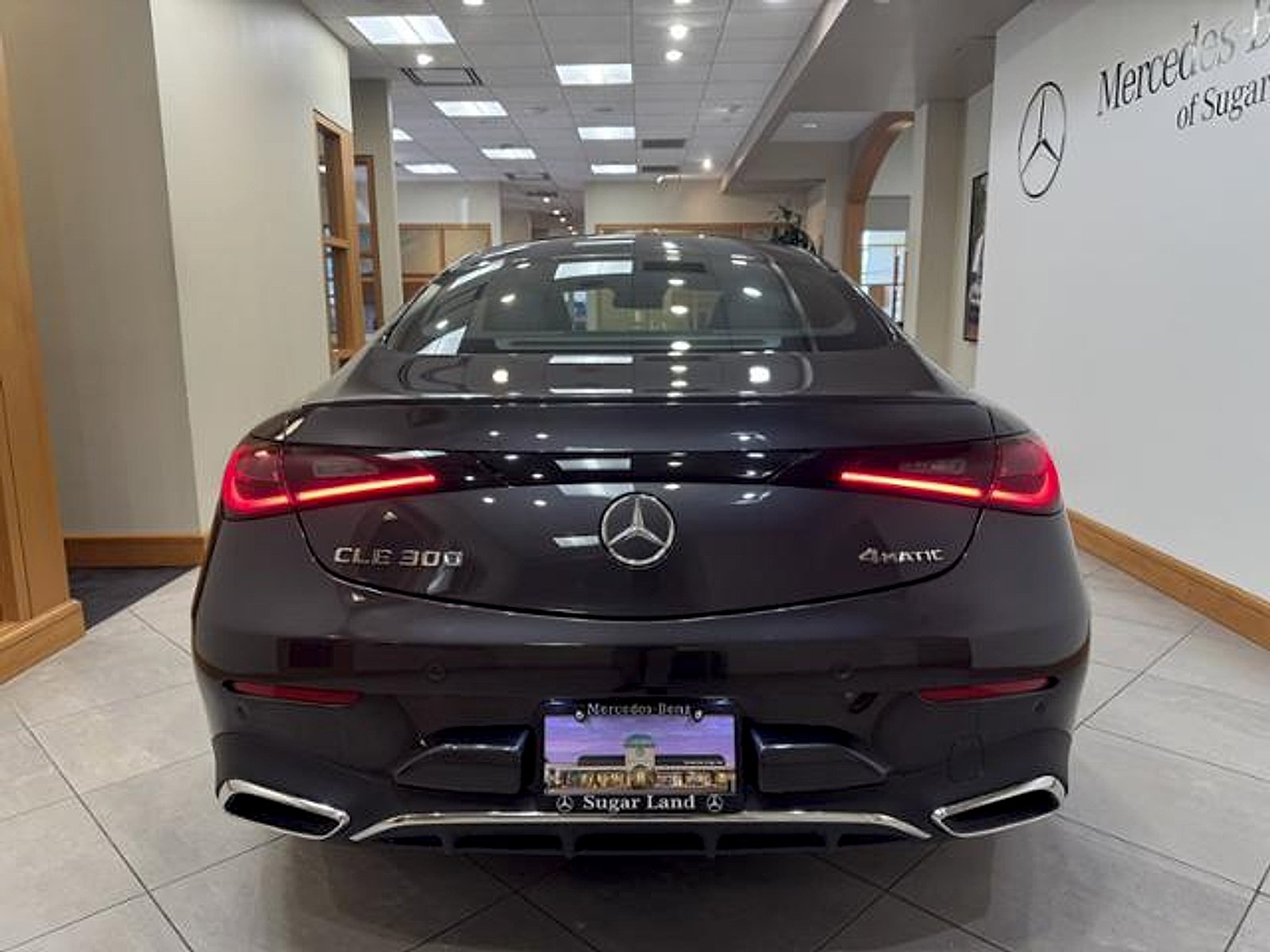 Certified Used 2025 Graphite Grey Metallic Mercedes-Benz 4MATIC® image 4