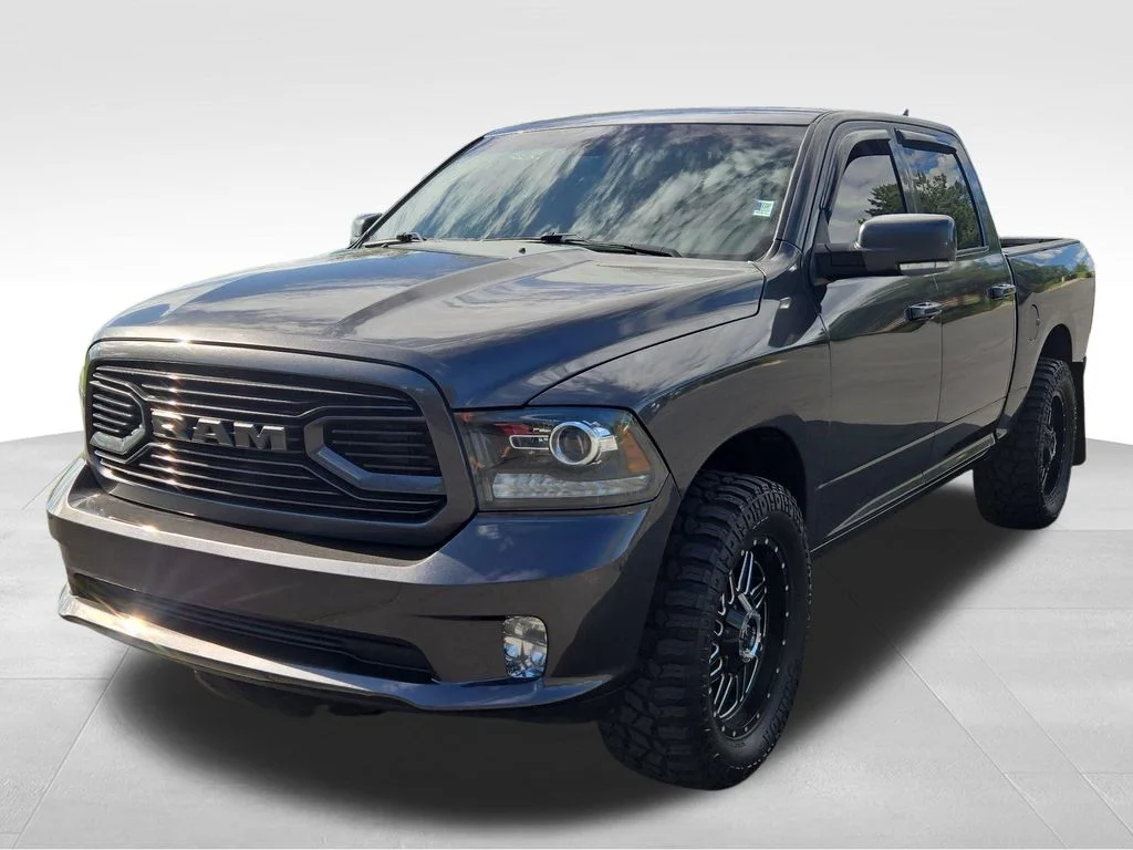 Used 2018 Gray Ram Sport image 15