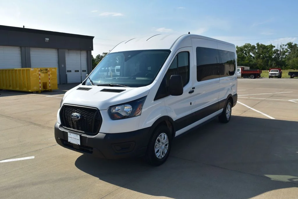 Used 2023 White Ford XL image 28