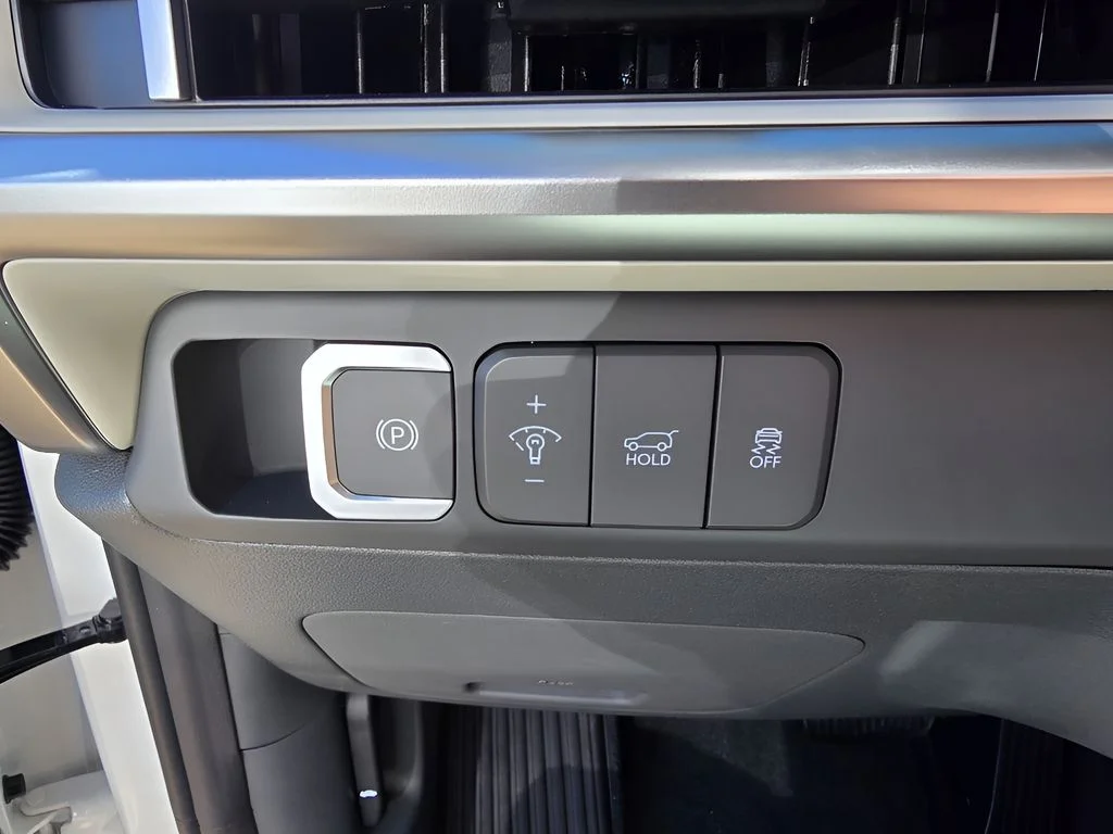 Used 2026 Serenity White Hyundai SEL image 21