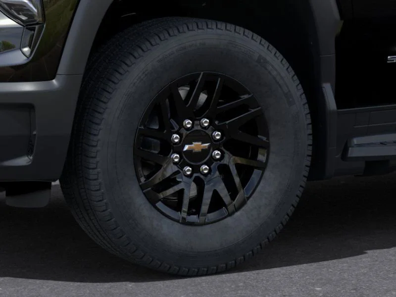 2025 Chevrolet Silverado EV LT - Photo 9