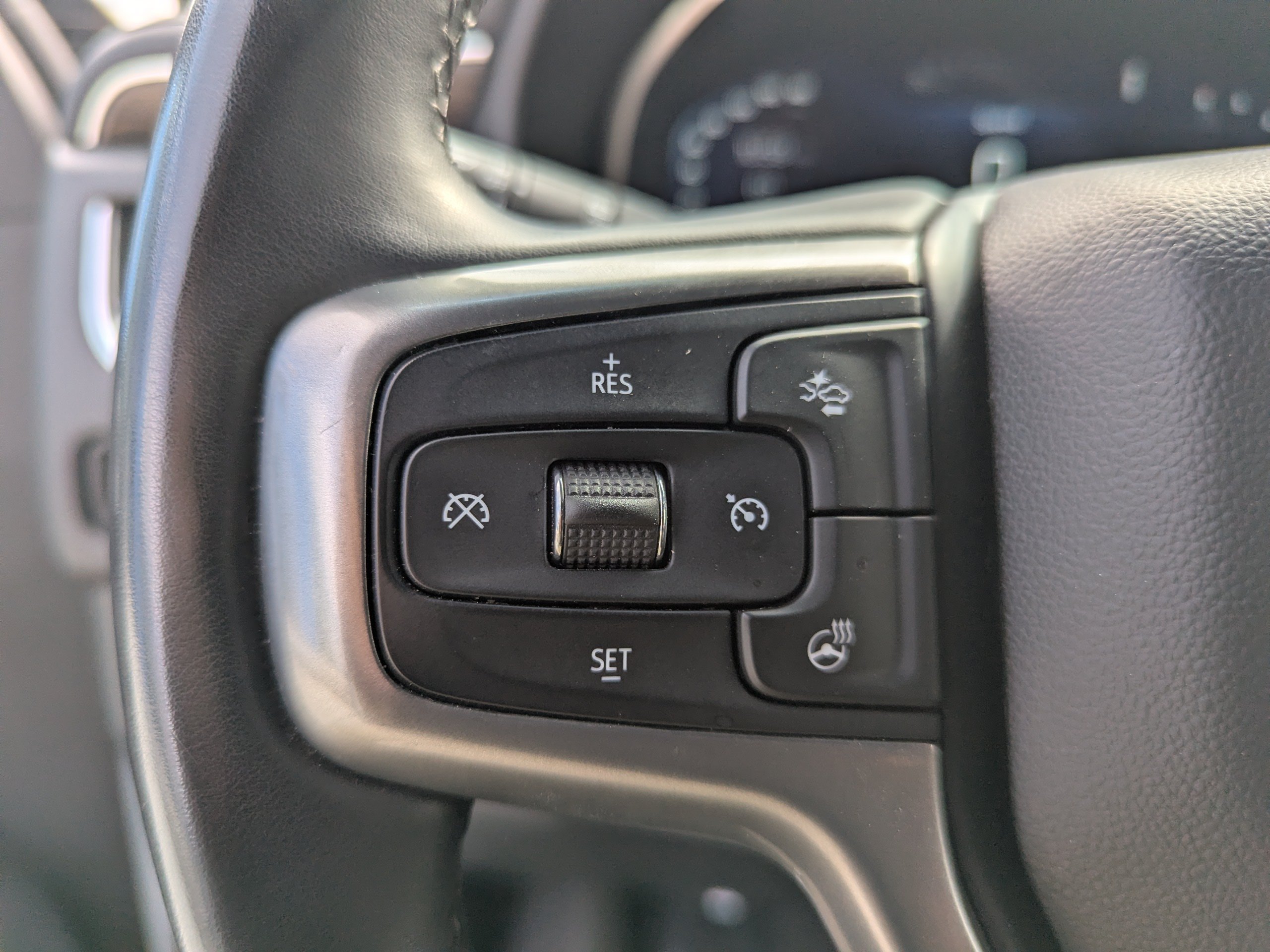 2024 Chevrolet Suburban Premier - Photo 15