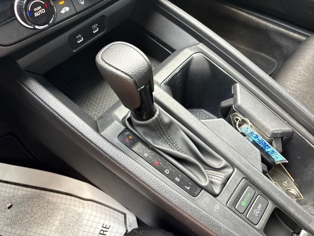 Used 2023  Honda LX image 23