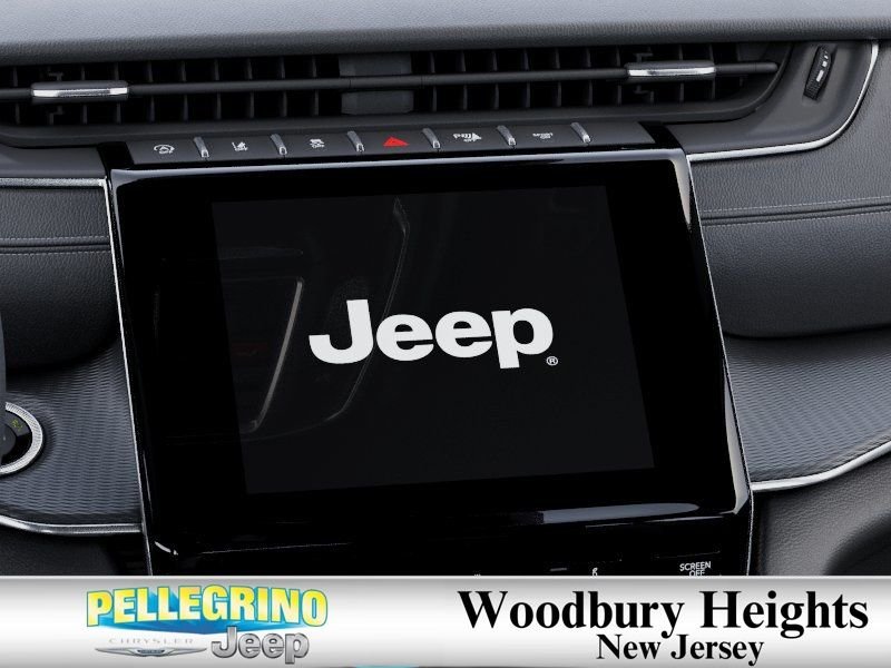 New 2026 Diamond Black Crystal Pearl-Coat Exterior Paint Jeep Laredo X image 18