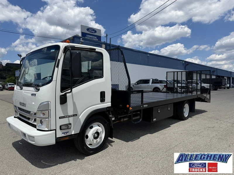 2026 Isuzu NPR-HD's photo
