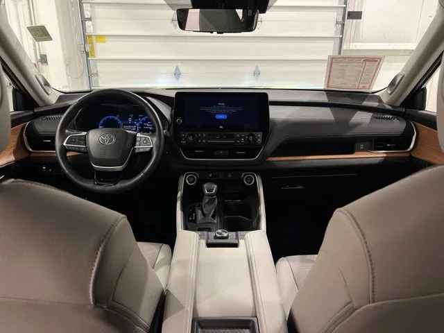 Used 2024 Black Toyota Platinum image 12