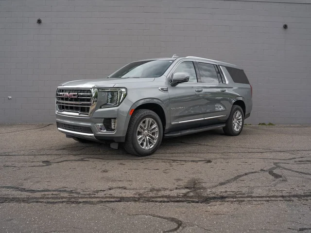 2023 GMC Yukon XL SLT