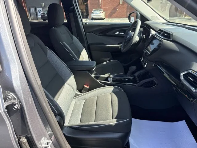 Used 2021 Gray Chevrolet LT image 25