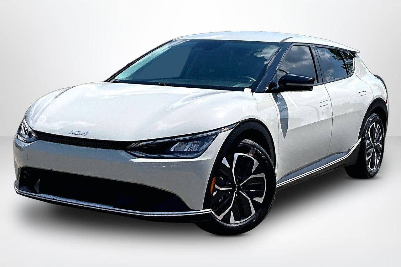 Used 2024 Glacier Kia Light Long Range image 3